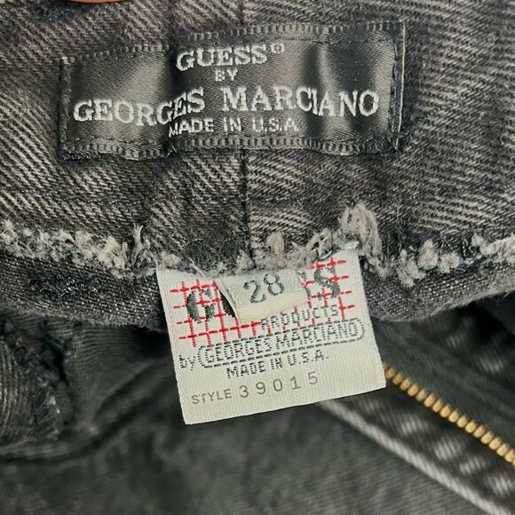 Vintage Guess by Marciano High Rise Cropped with Zipper at Ankle - Picture 5 of 10